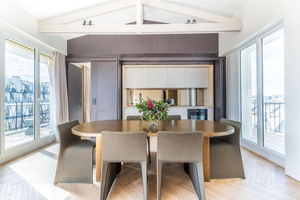 Appartement Luxueux Haussmannien Avec Vue Sur *